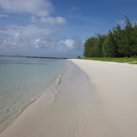 Aquarius Beach Tower Susupe Exteriör bild