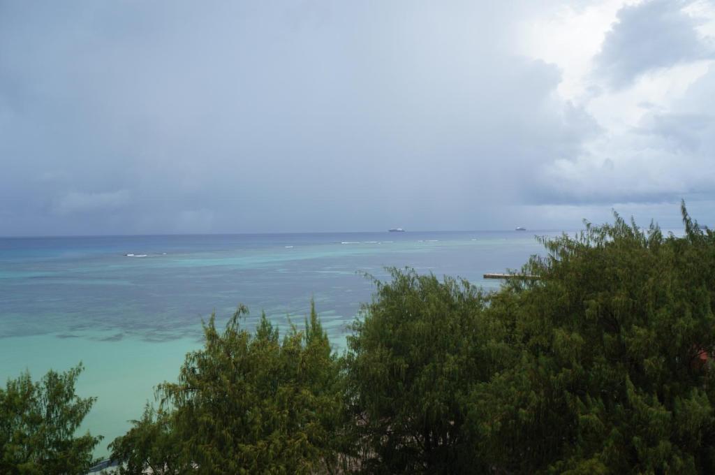Aquarius Beach Tower Susupe Exteriör bild